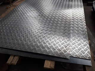 Алюминиевый лист рифленый лист Квинтет